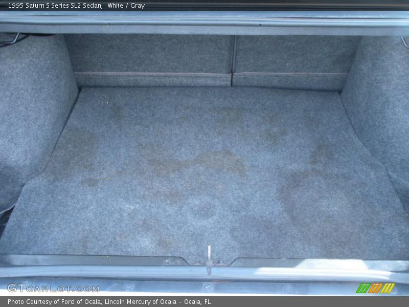 White / Gray 1995 Saturn S Series SL2 Sedan