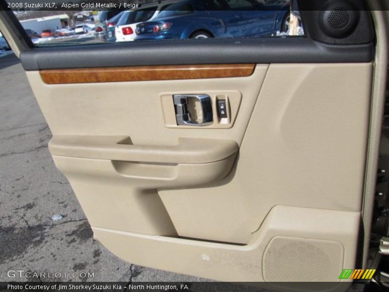 Aspen Gold Metallic / Beige 2008 Suzuki XL7