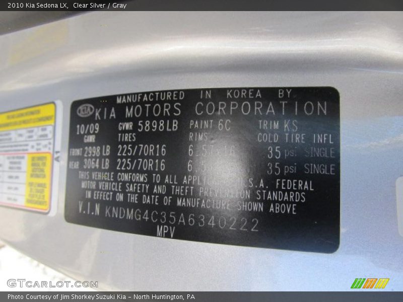 Clear Silver / Gray 2010 Kia Sedona LX