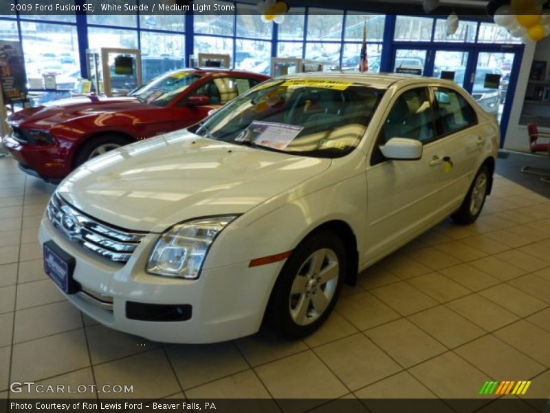 White Suede / Medium Light Stone 2009 Ford Fusion SE