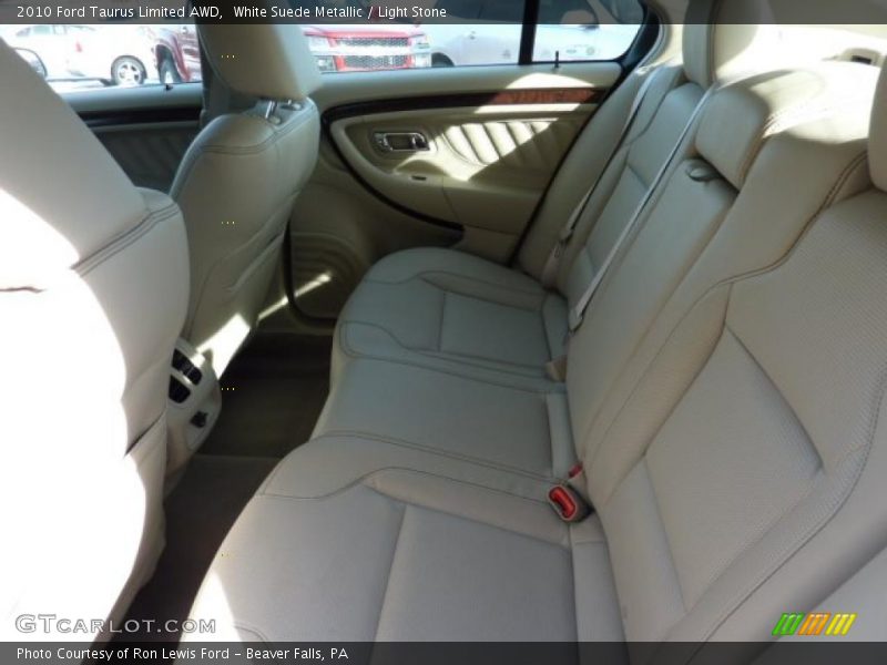  2010 Taurus Limited AWD Light Stone Interior