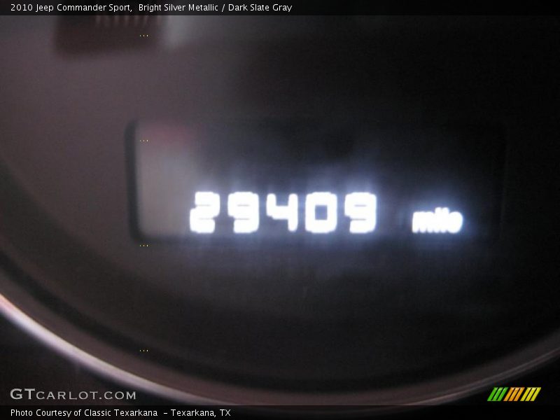 Bright Silver Metallic / Dark Slate Gray 2010 Jeep Commander Sport