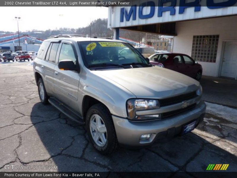 Light Pewter Metallic / Dark Pewter 2002 Chevrolet TrailBlazer LTZ 4x4