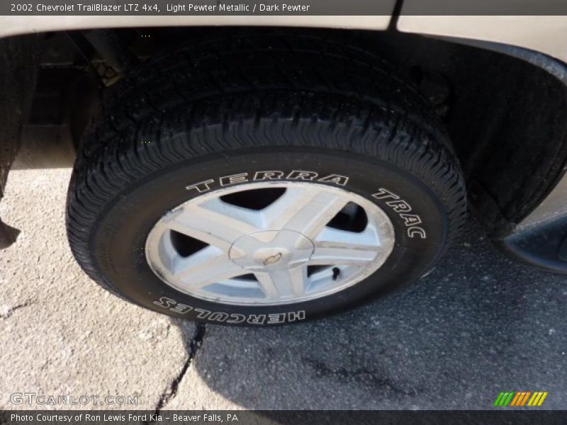 Light Pewter Metallic / Dark Pewter 2002 Chevrolet TrailBlazer LTZ 4x4