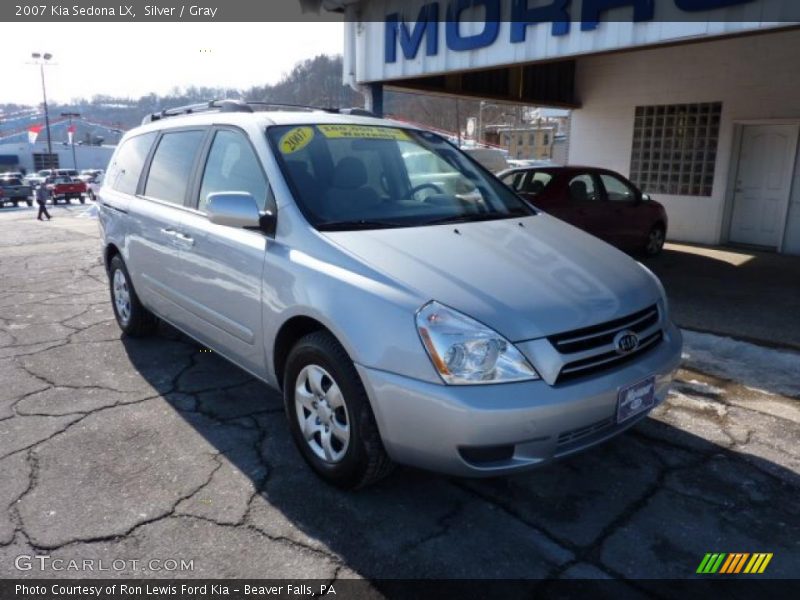 Silver / Gray 2007 Kia Sedona LX
