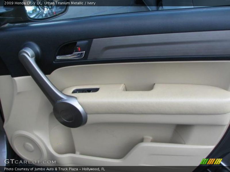 Urban Titanium Metallic / Ivory 2009 Honda CR-V LX