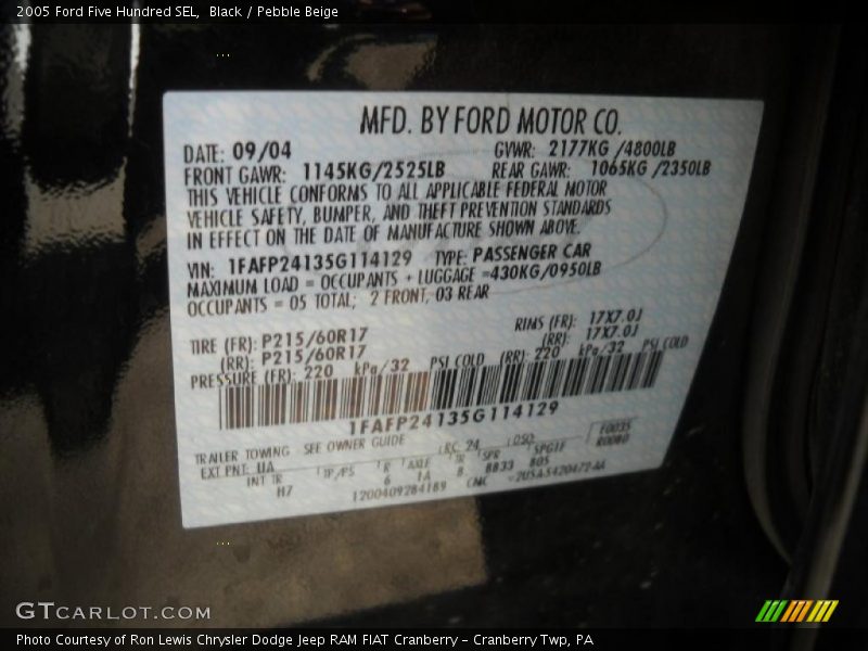 Black / Pebble Beige 2005 Ford Five Hundred SEL