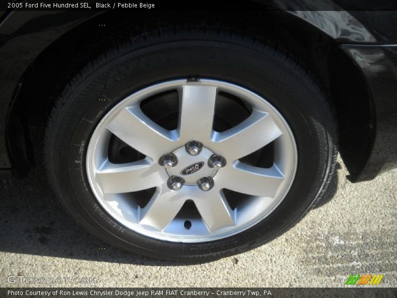 Black / Pebble Beige 2005 Ford Five Hundred SEL