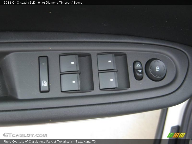 White Diamond Tintcoat / Ebony 2011 GMC Acadia SLE