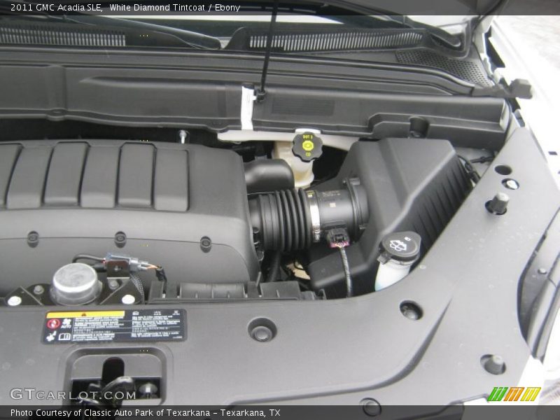 White Diamond Tintcoat / Ebony 2011 GMC Acadia SLE