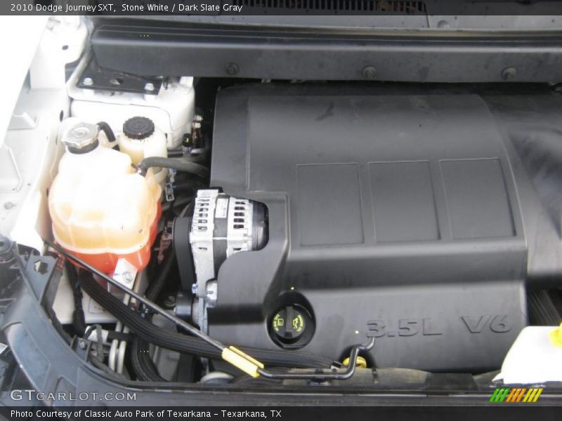 Stone White / Dark Slate Gray 2010 Dodge Journey SXT