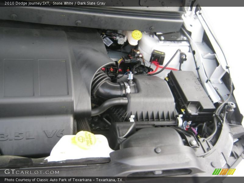 Stone White / Dark Slate Gray 2010 Dodge Journey SXT