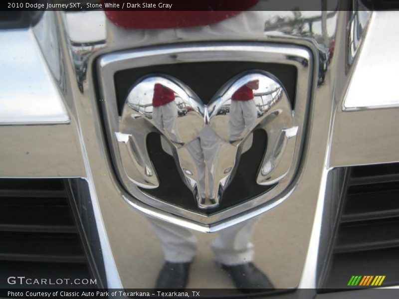 Stone White / Dark Slate Gray 2010 Dodge Journey SXT