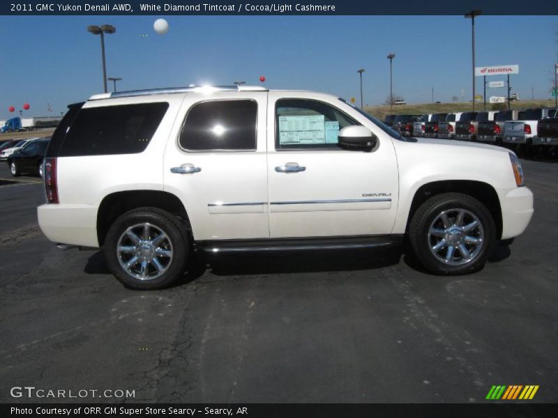 White Diamond Tintcoat / Cocoa/Light Cashmere 2011 GMC Yukon Denali AWD