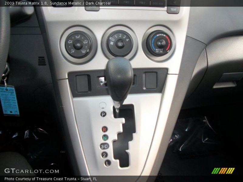 Sundance Metallic / Dark Charcoal 2009 Toyota Matrix 1.8