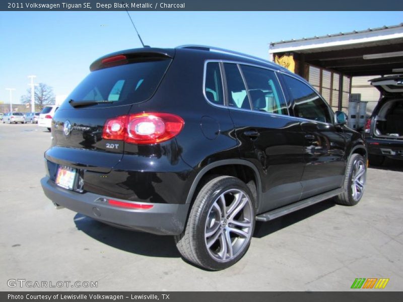  2011 Tiguan SE Deep Black Metallic
