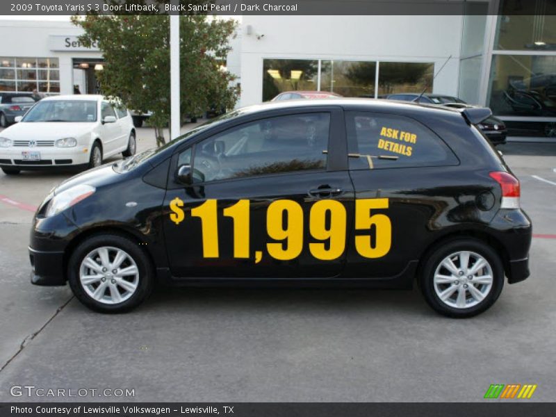 Black Sand Pearl / Dark Charcoal 2009 Toyota Yaris S 3 Door Liftback