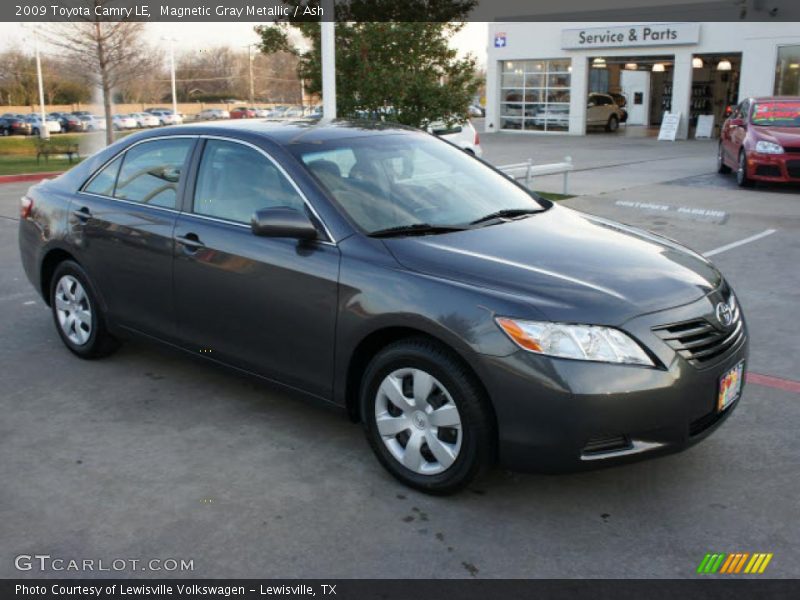 Magnetic Gray Metallic / Ash 2009 Toyota Camry LE