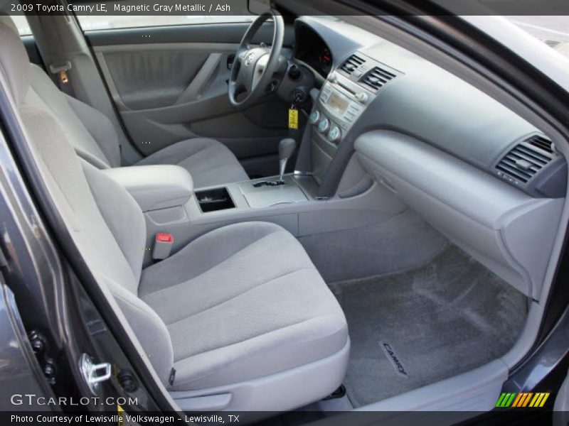 Magnetic Gray Metallic / Ash 2009 Toyota Camry LE