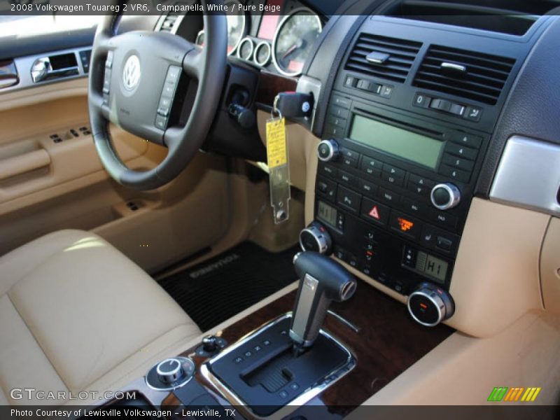 Campanella White / Pure Beige 2008 Volkswagen Touareg 2 VR6