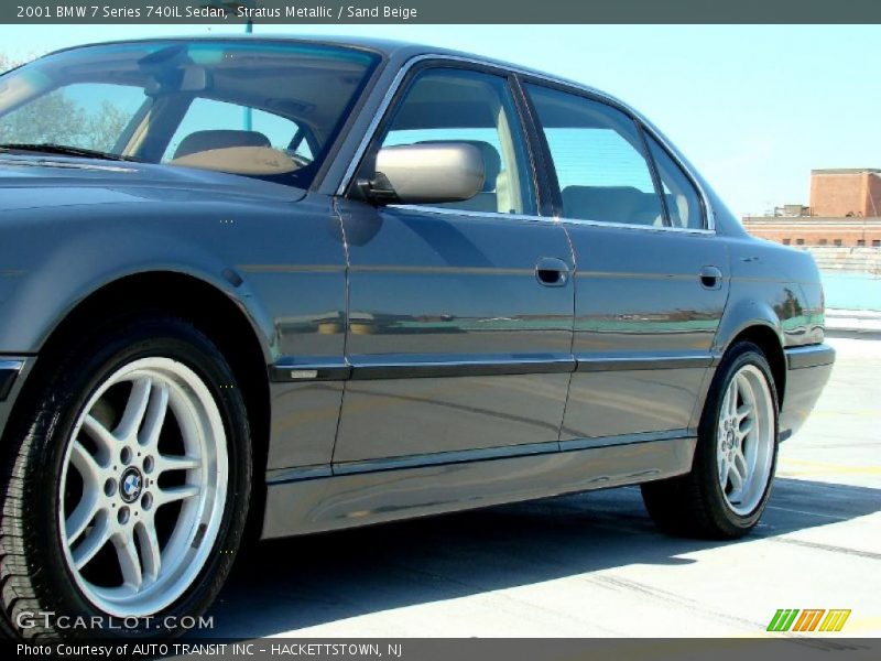 Stratus Metallic / Sand Beige 2001 BMW 7 Series 740iL Sedan