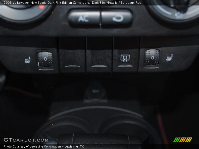 Controls of 2005 New Beetle Dark Flint Edition Convertible
