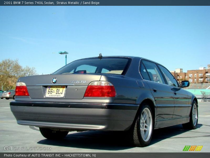 Stratus Metallic / Sand Beige 2001 BMW 7 Series 740iL Sedan