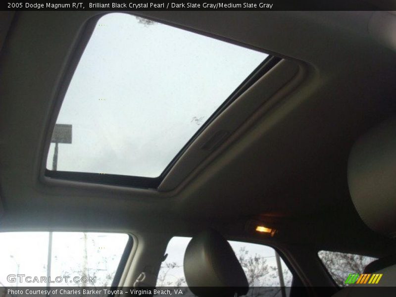 Brilliant Black Crystal Pearl / Dark Slate Gray/Medium Slate Gray 2005 Dodge Magnum R/T