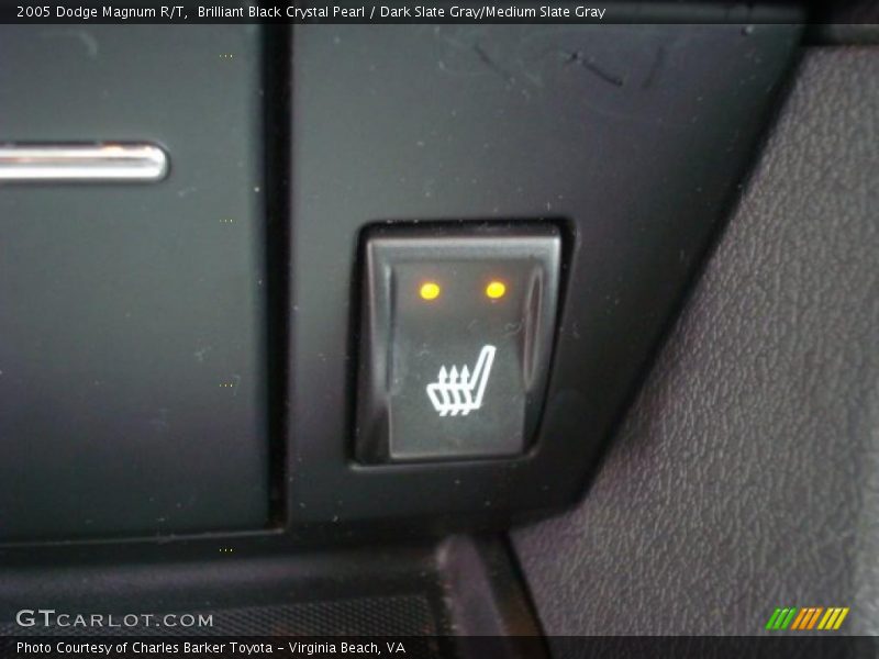 Brilliant Black Crystal Pearl / Dark Slate Gray/Medium Slate Gray 2005 Dodge Magnum R/T