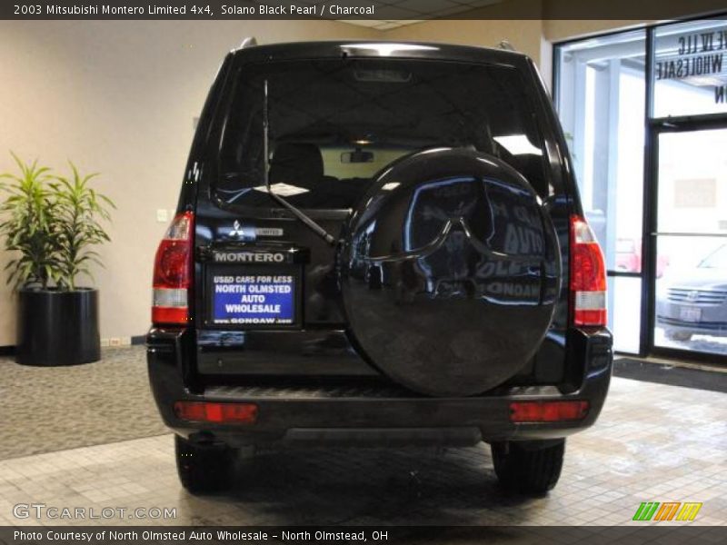 Solano Black Pearl / Charcoal 2003 Mitsubishi Montero Limited 4x4