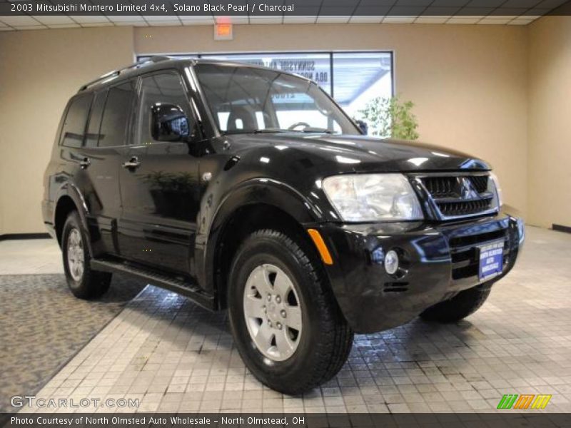 Solano Black Pearl / Charcoal 2003 Mitsubishi Montero Limited 4x4