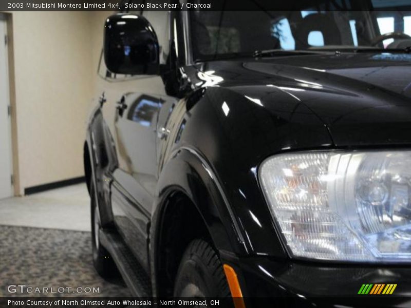 Solano Black Pearl / Charcoal 2003 Mitsubishi Montero Limited 4x4
