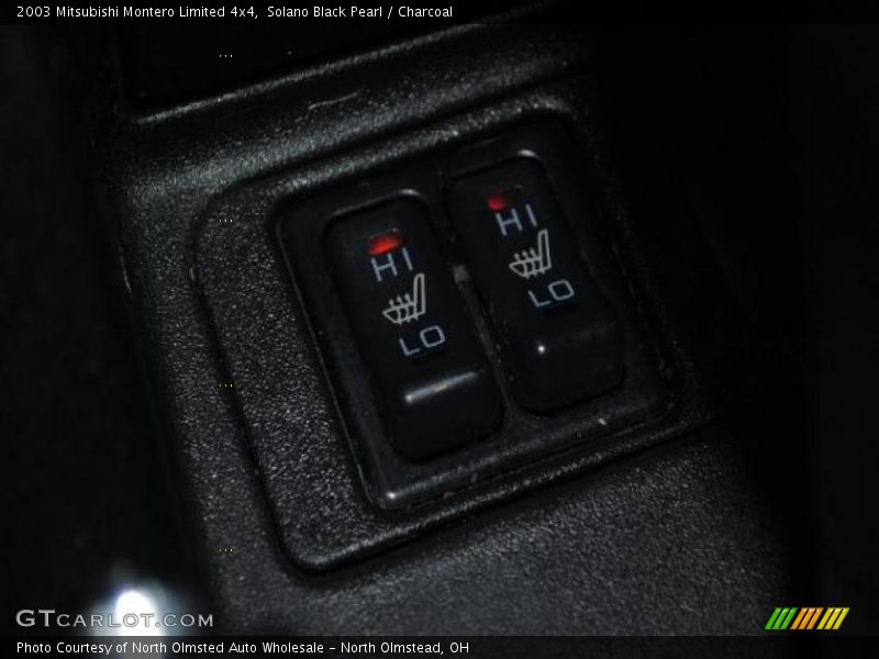 Solano Black Pearl / Charcoal 2003 Mitsubishi Montero Limited 4x4