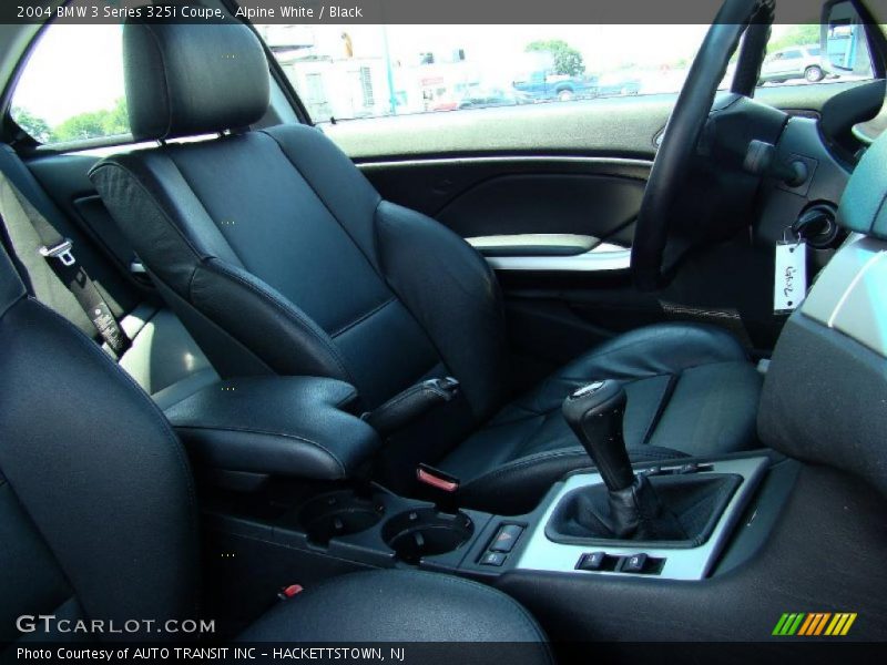 Alpine White / Black 2004 BMW 3 Series 325i Coupe