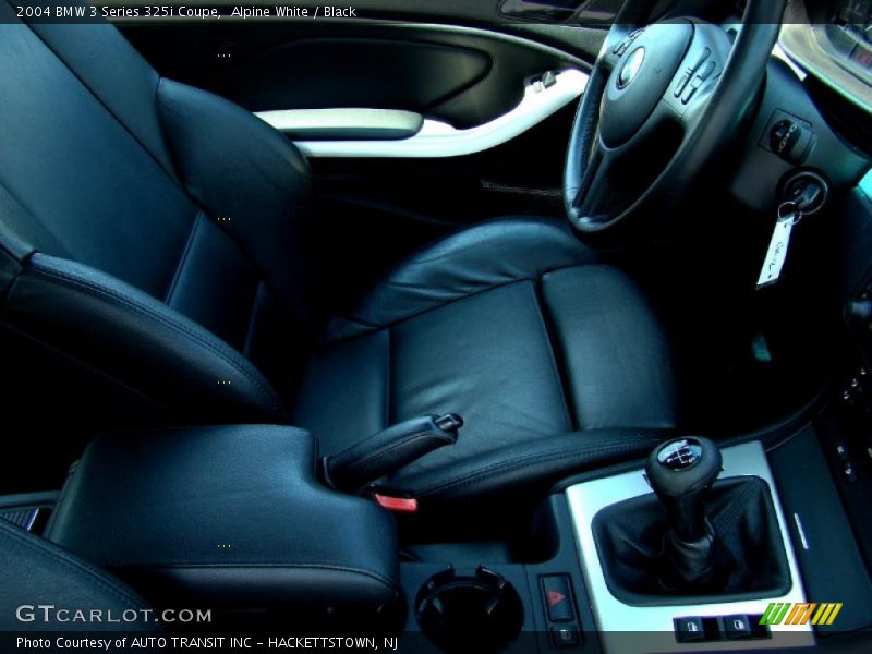 Alpine White / Black 2004 BMW 3 Series 325i Coupe