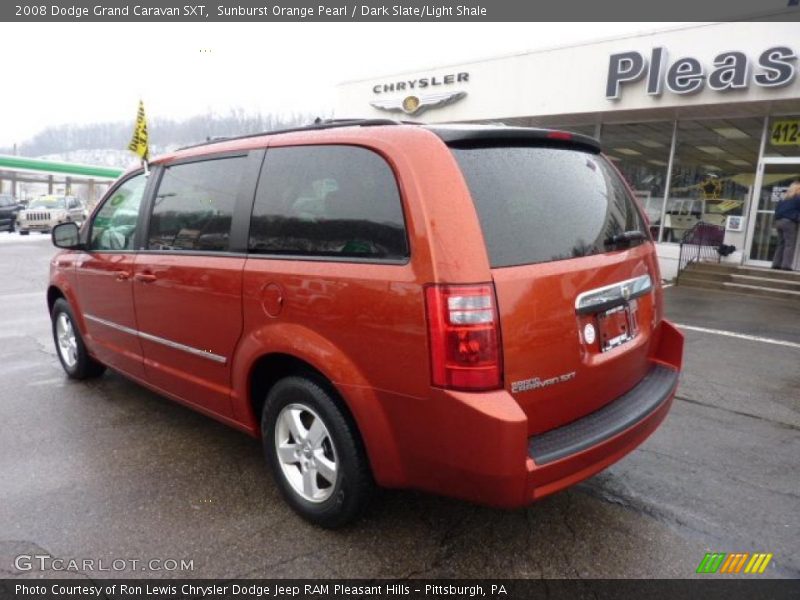 Sunburst Orange Pearl / Dark Slate/Light Shale 2008 Dodge Grand Caravan SXT