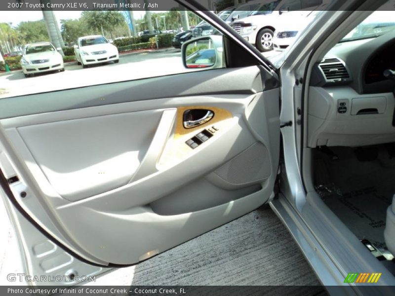 Titanium Metallic / Ash 2007 Toyota Camry XLE V6