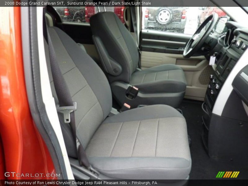 Sunburst Orange Pearl / Dark Slate/Light Shale 2008 Dodge Grand Caravan SXT