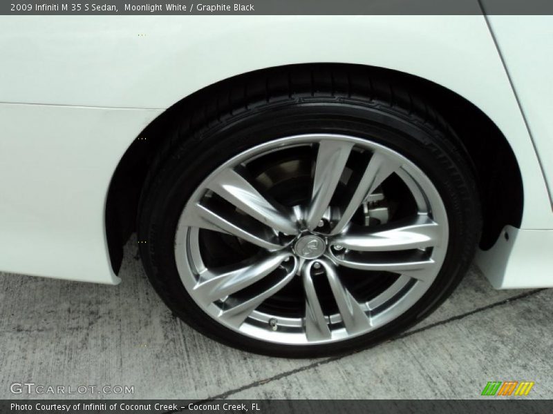Moonlight White / Graphite Black 2009 Infiniti M 35 S Sedan