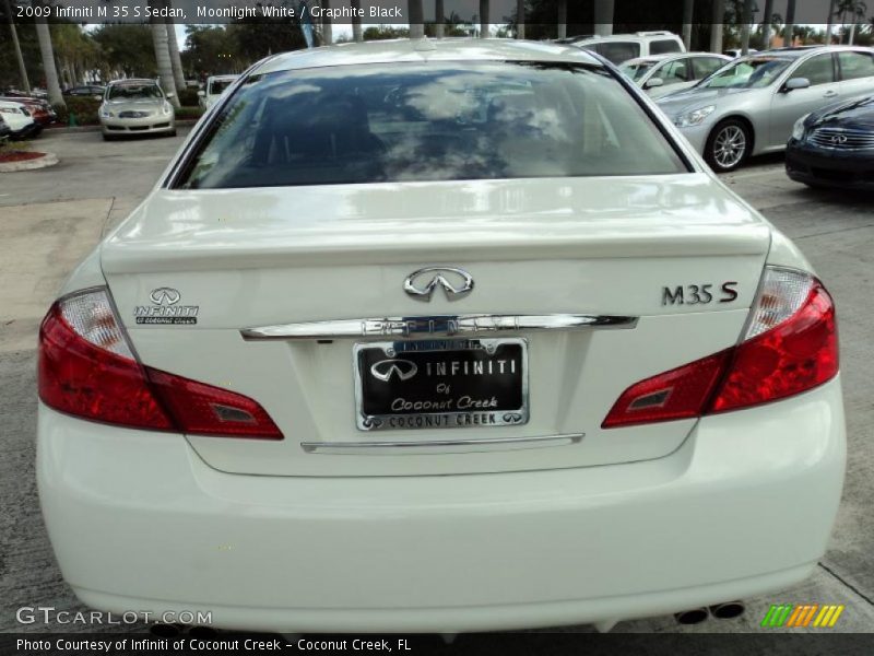Moonlight White / Graphite Black 2009 Infiniti M 35 S Sedan