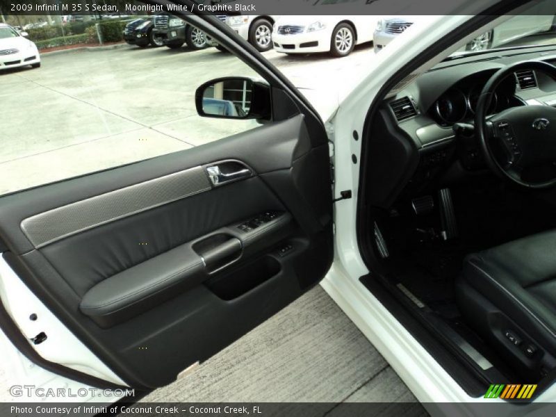 Moonlight White / Graphite Black 2009 Infiniti M 35 S Sedan