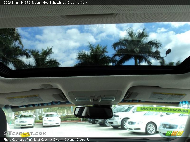 Moonlight White / Graphite Black 2009 Infiniti M 35 S Sedan