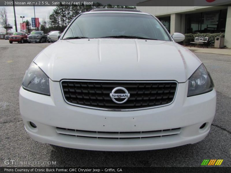 Satin White Pearl / Blond 2005 Nissan Altima 2.5 SL