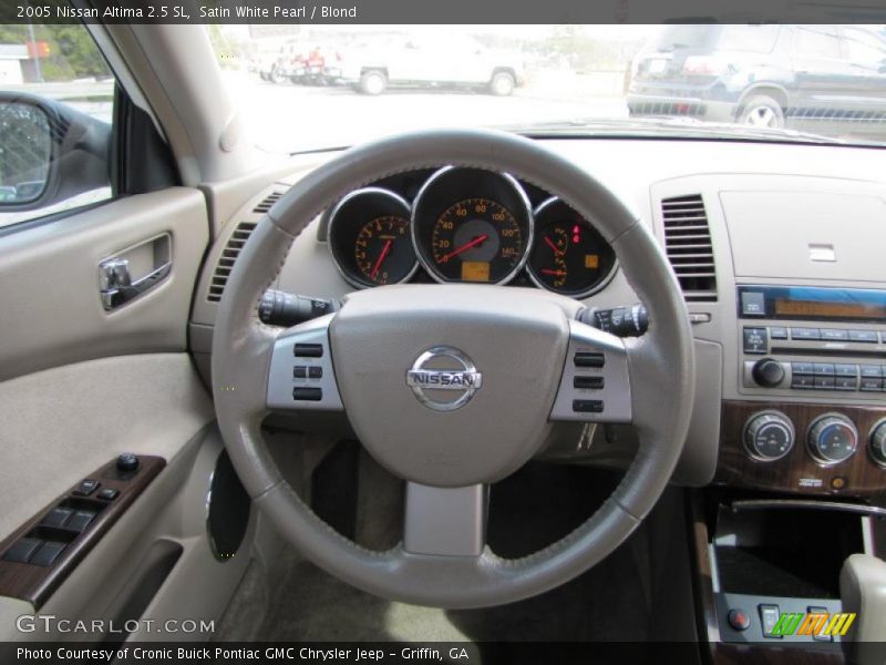 Satin White Pearl / Blond 2005 Nissan Altima 2.5 SL