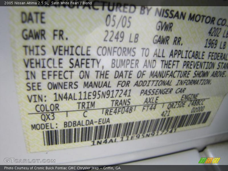 Satin White Pearl / Blond 2005 Nissan Altima 2.5 SL