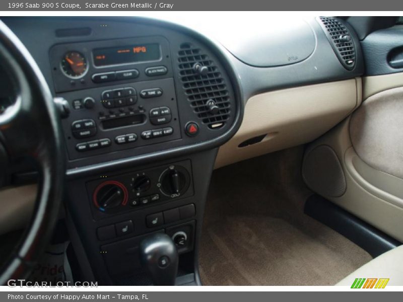 Scarabe Green Metallic / Gray 1996 Saab 900 S Coupe