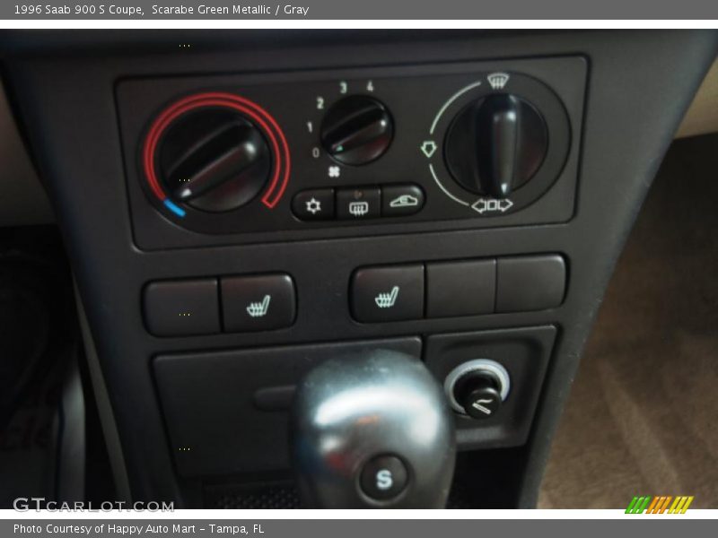 Controls of 1996 900 S Coupe
