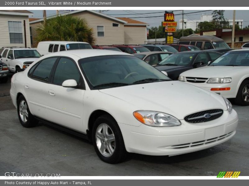 Vibrant White / Medium Parchment 2000 Ford Taurus SEL