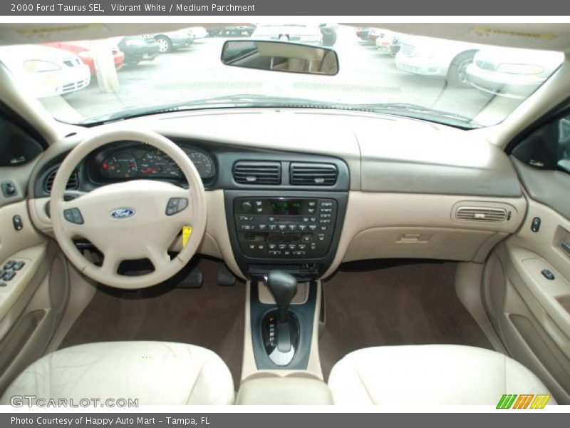 Vibrant White / Medium Parchment 2000 Ford Taurus SEL
