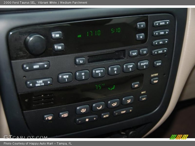 Vibrant White / Medium Parchment 2000 Ford Taurus SEL